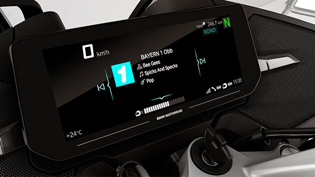 Vemos la R 1250 RT con un nuevo sistema de audio.