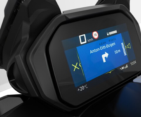 Aquí se ve la pantalla TFT con BMW Motorrad Connectivity.